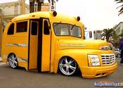 Main thumb 009 yellow bus